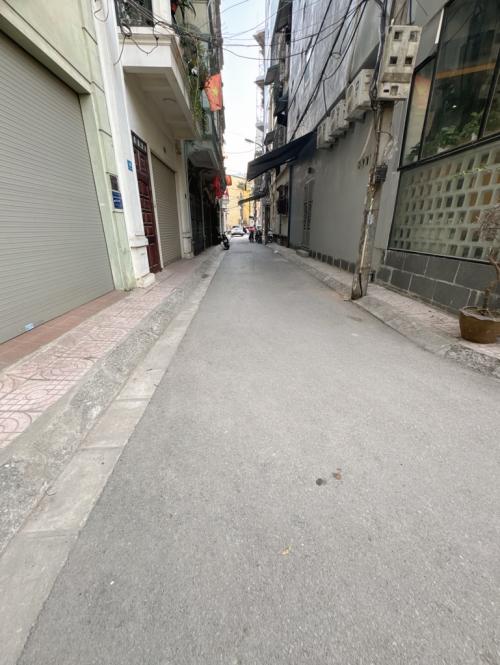 Bán nhà Nguyễn Quý Trị 50m², 3 tầng, 4,3 tỷ, ngõ ô tô, gần ô tô tránh